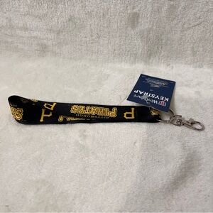 WinCraft Keystrap MLB Pirates Black/Yellow P New with Tags Keychain Holder